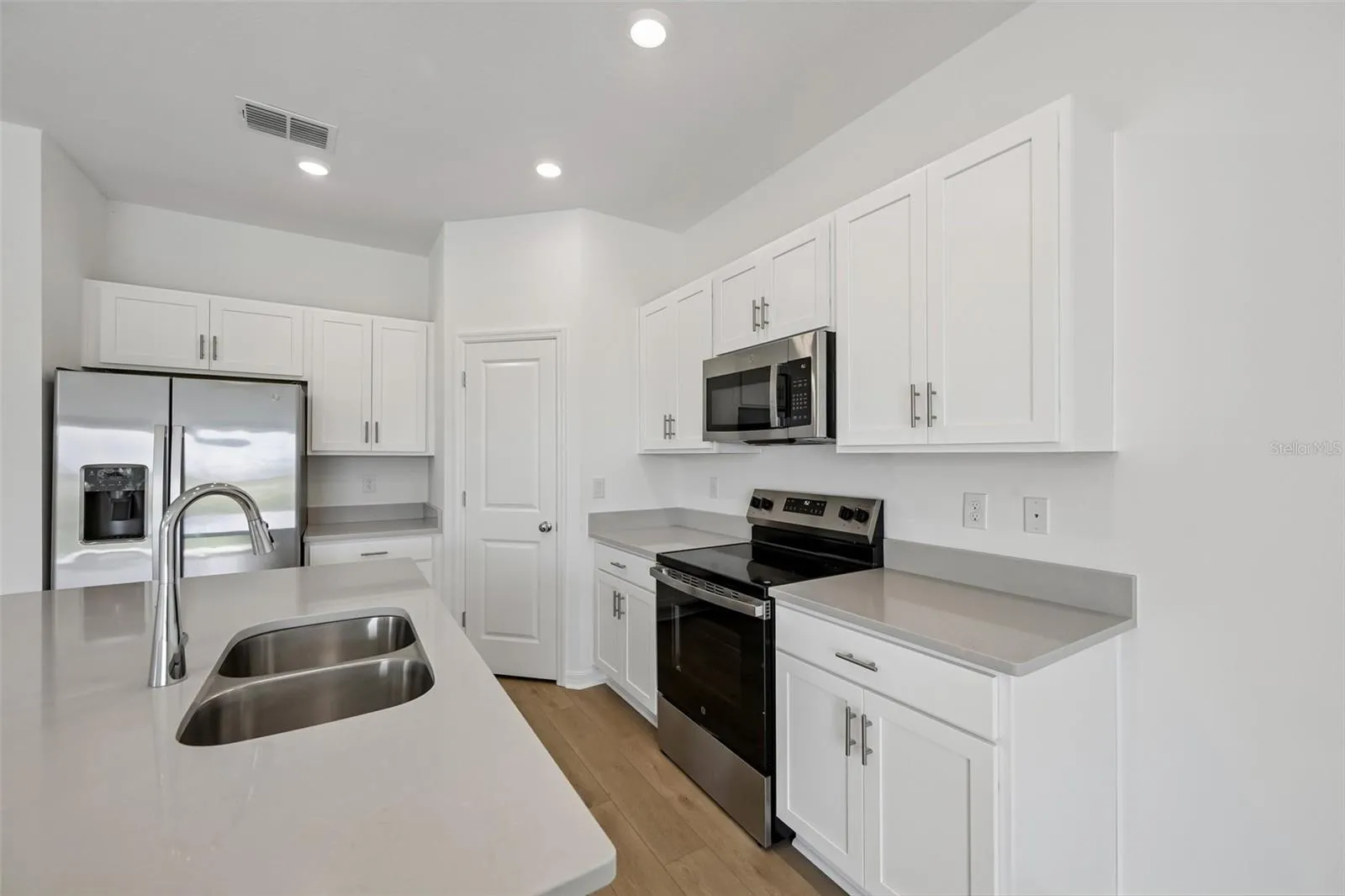 10754 Eclipse Street ~ Ready Now