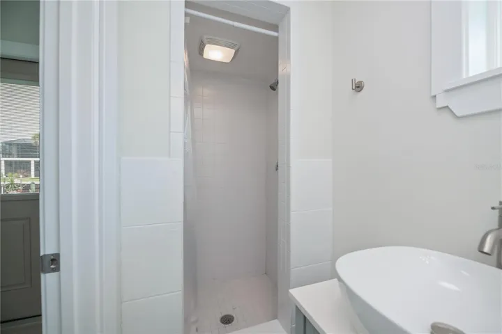 En-suite bathroom