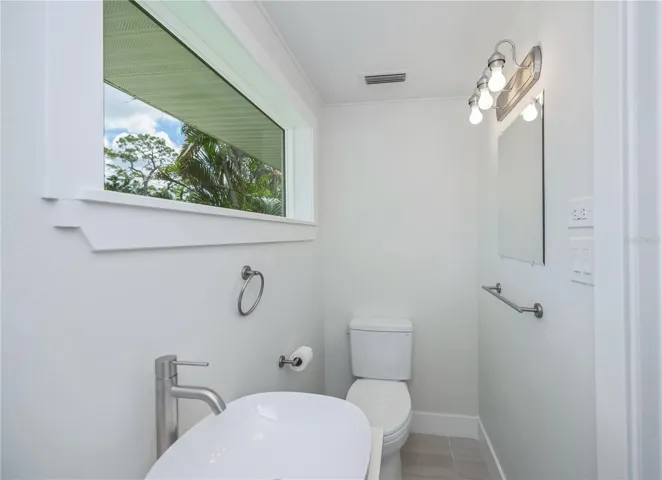 En-suite bathroom