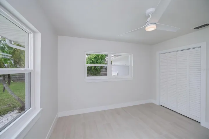 Guest bedroom 2