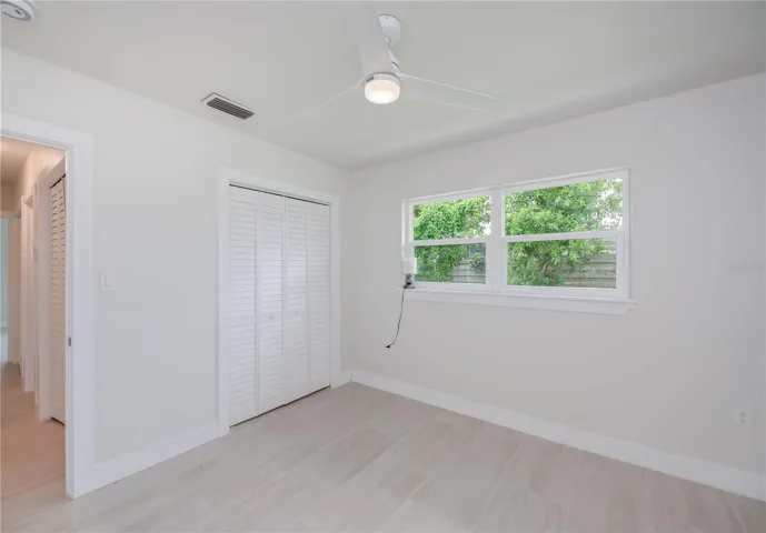 Guest bedroom 1