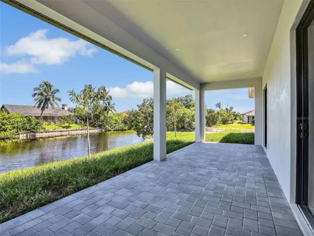 Coverd Lanai with water view