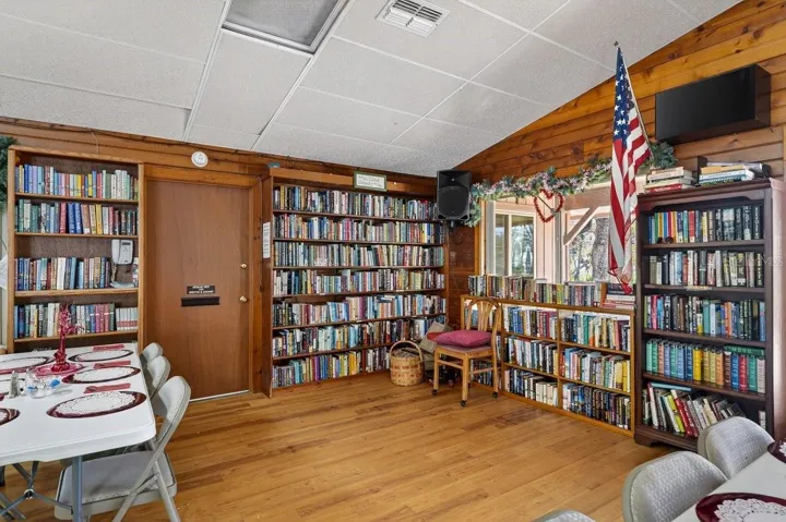 Club House Library