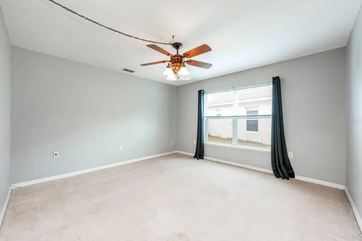 Bonus room/potential 5th bedroom.