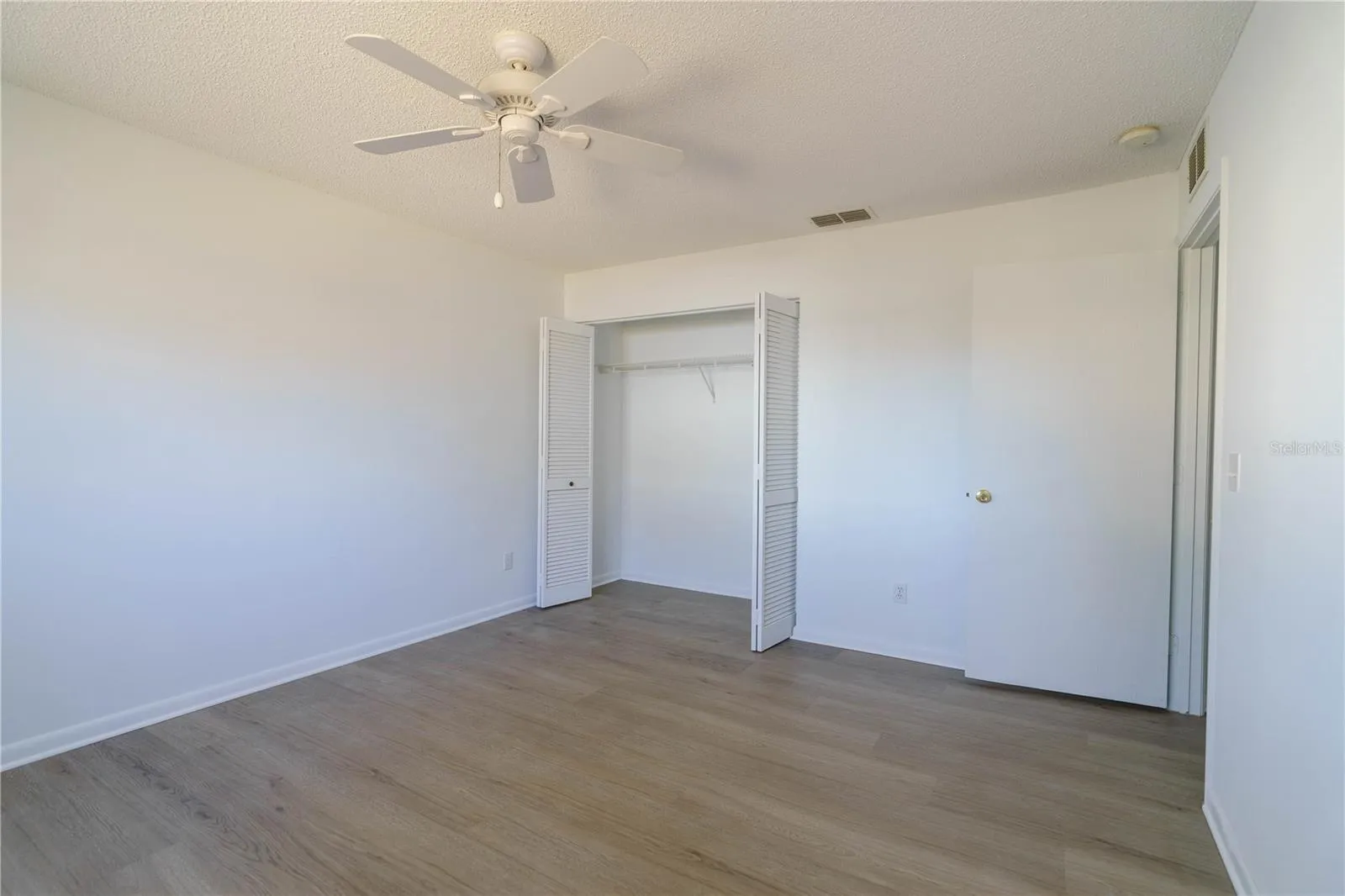 Nice size closet