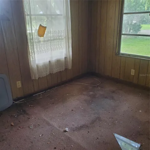Bedroom 3-949 Lake St