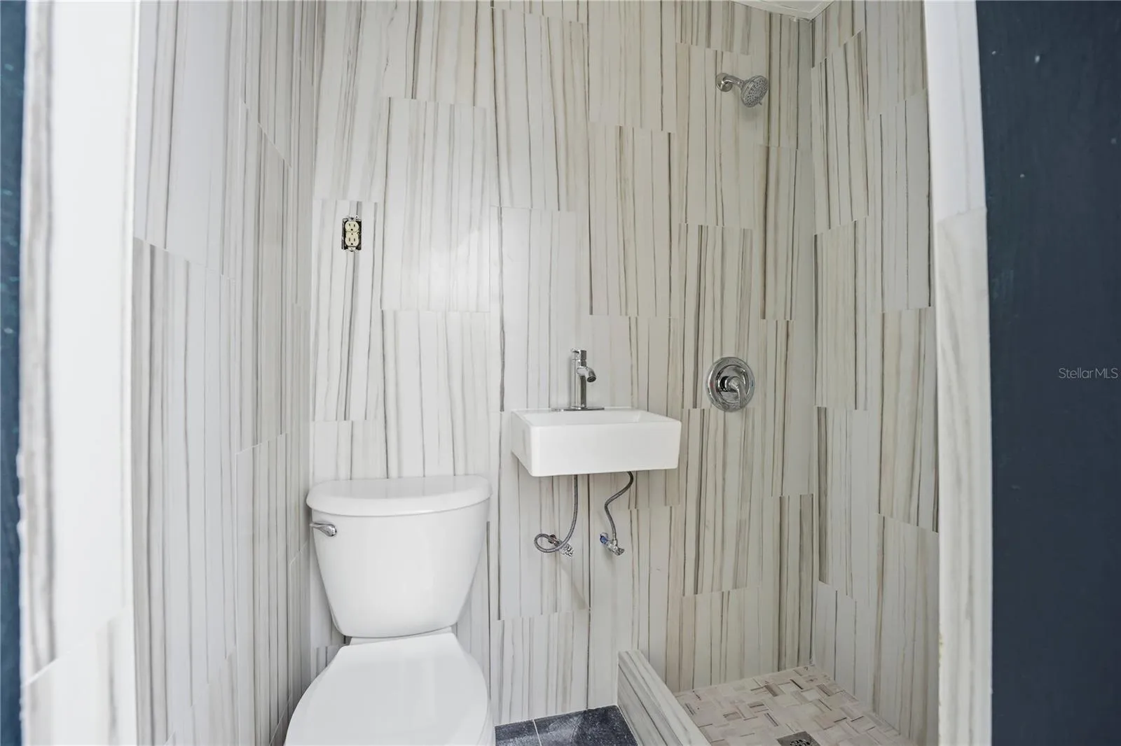 Second Bathroom with shower Outside