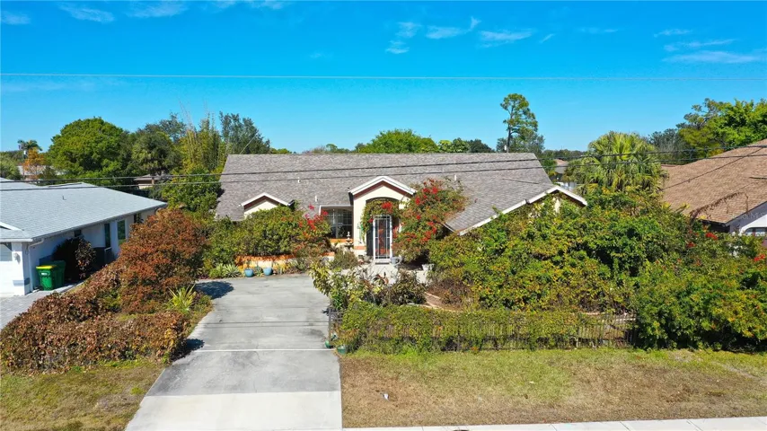 23256 Peachland Blvd