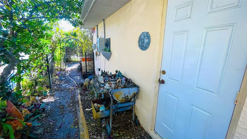 Garage side door