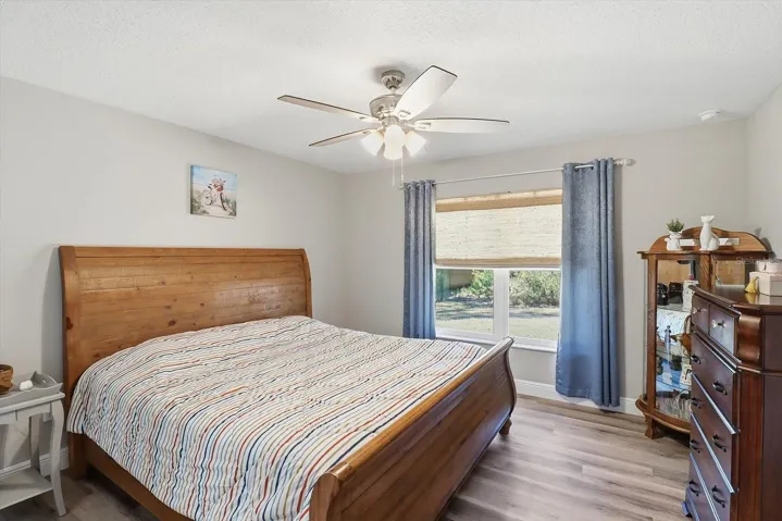 Master Bedroom... Walk In Closet & Ensuite w/ Shower Enclosure, Dual Sinks & Linen Closet