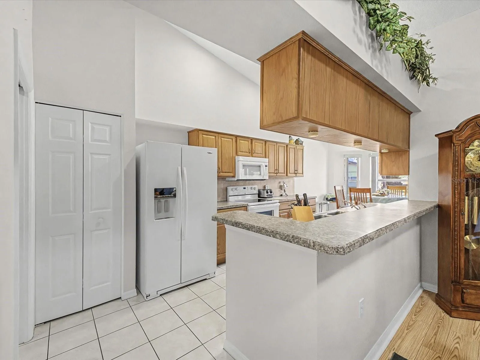 Breakfast Bar