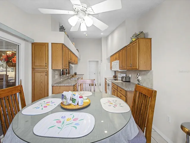 Breakfast Nook