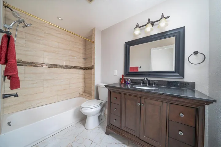 Master Bathrooom