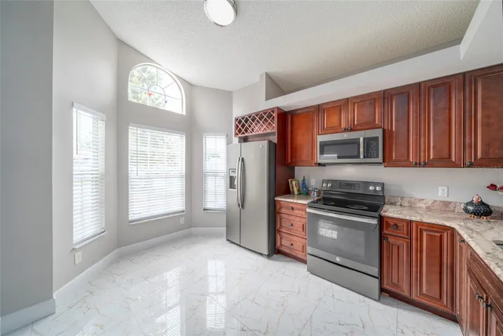 Kitchen with Dinette area