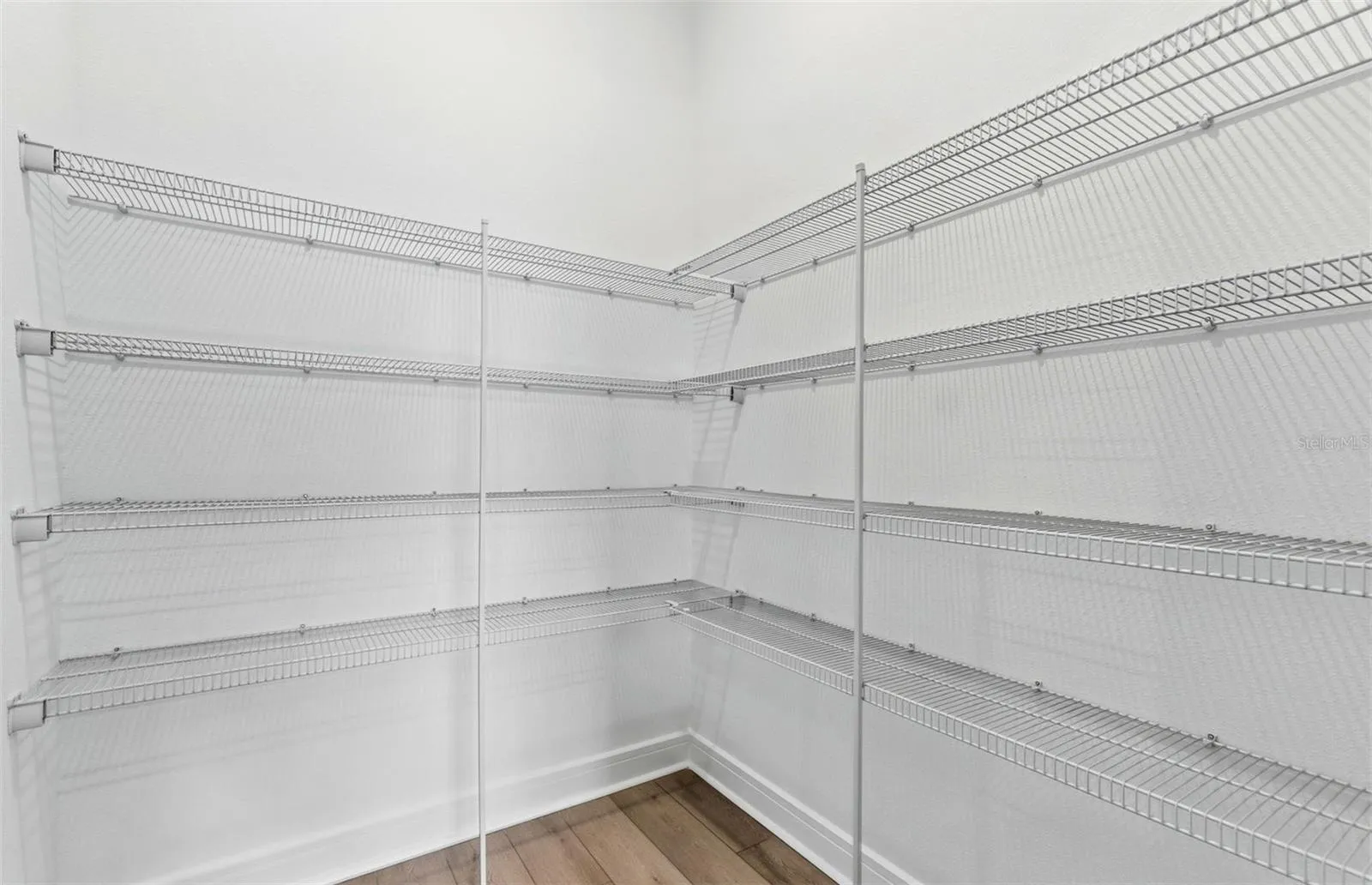 Kitchen Walk-in Pantry