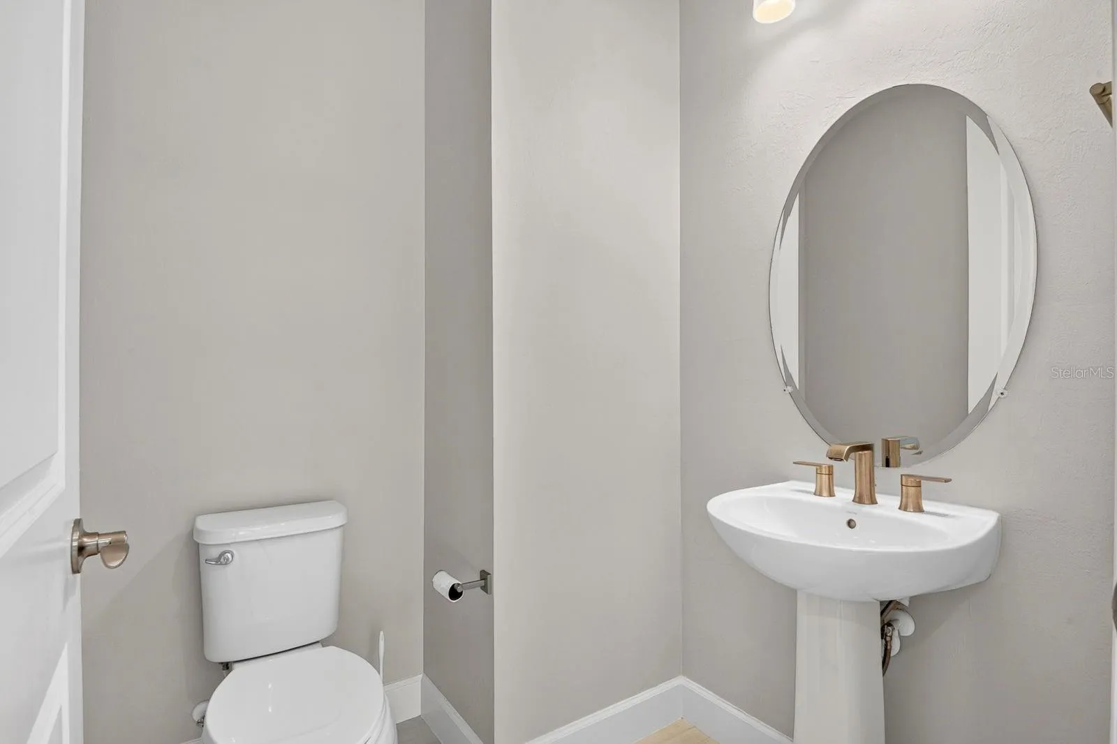 Half bathroom at the entrance