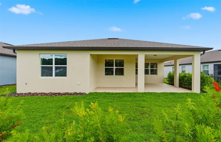 Spacious Covered Lanai
