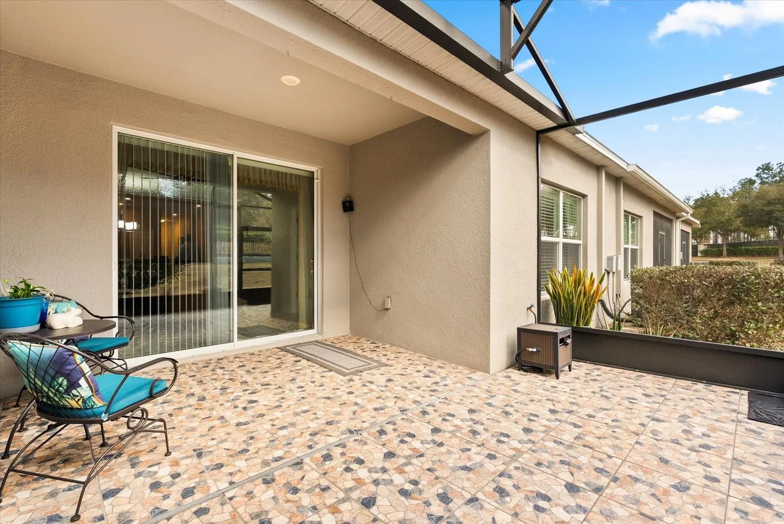 Screened-in Lanai
