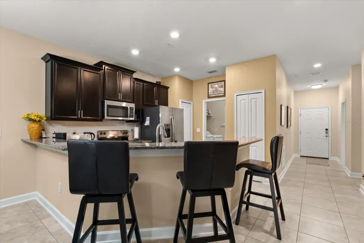 Breakfast Bar in the Kitchen