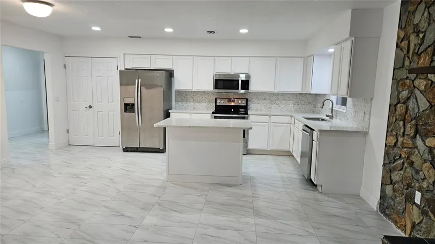 Kitchen/Dining area