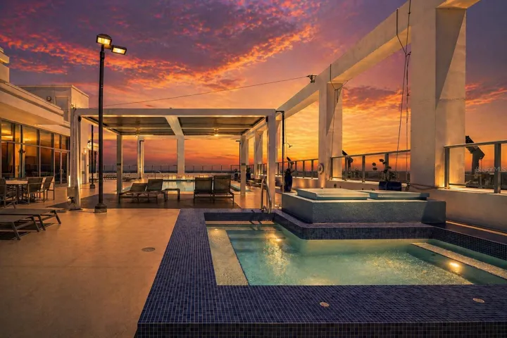 Roof Pool