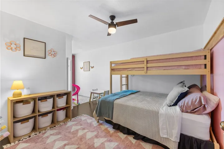 2nd bedroom