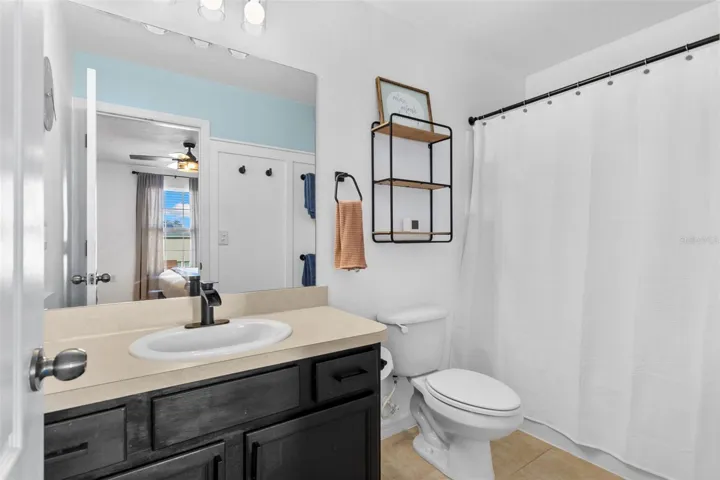 primary ensuite bathroom