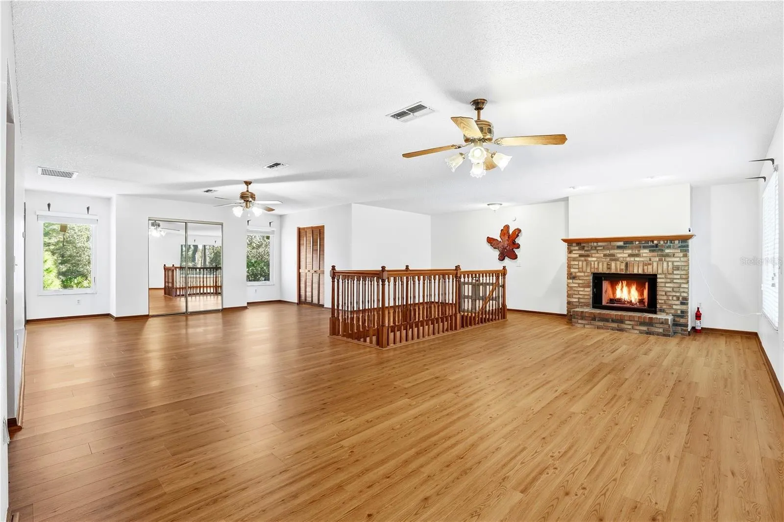 Very large main bedroom