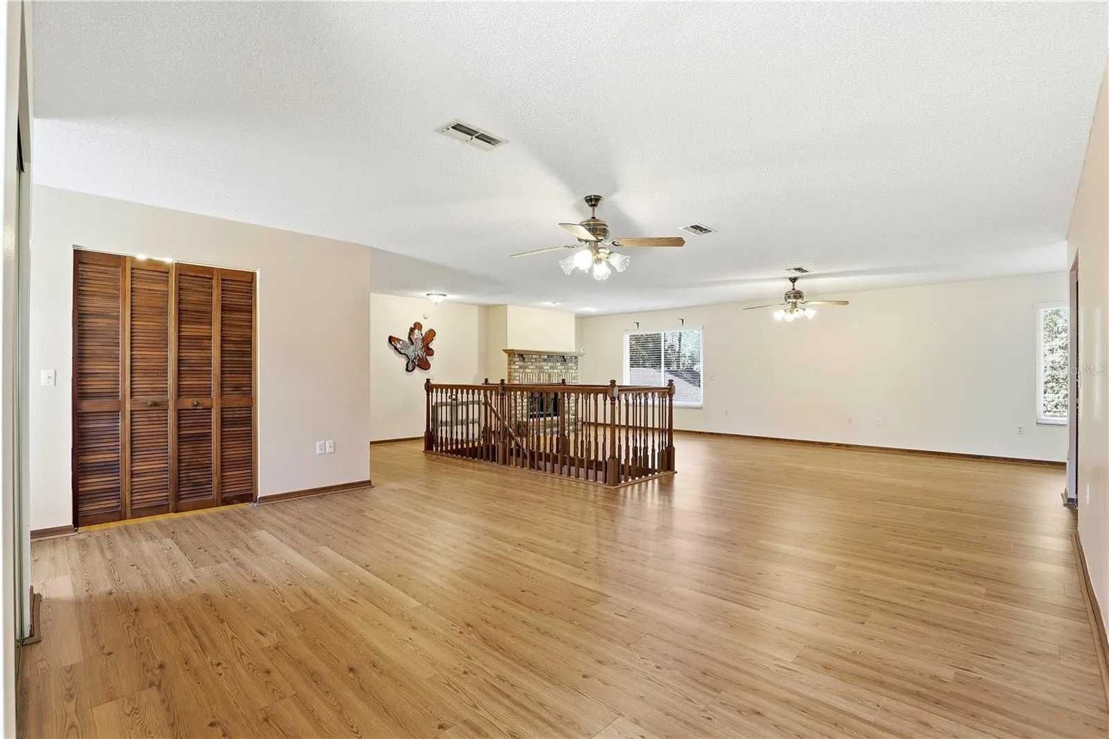 Very large main bedroom