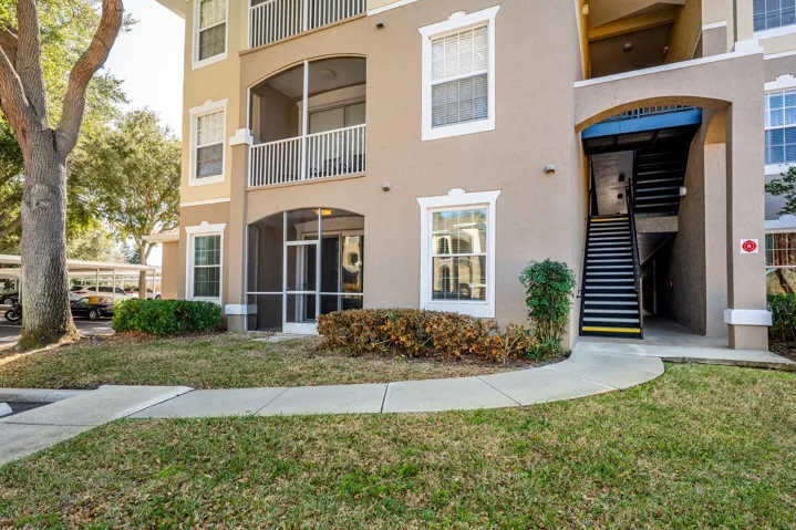 Welcome to effortless living in the highly desirable, GATED COMMUNITY of Brantley Terrace in Altamonte Springs!