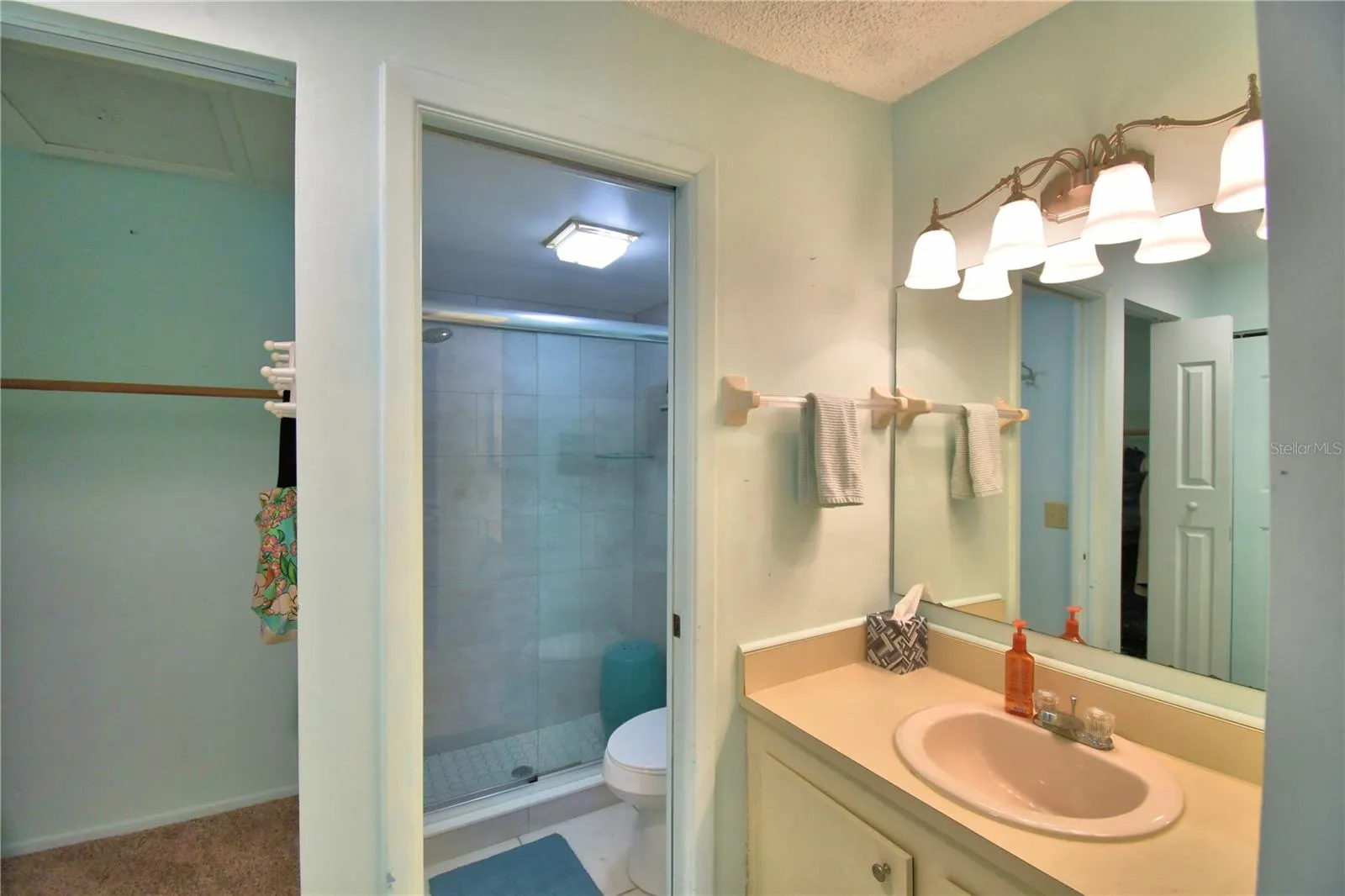 345 24th St NW #25