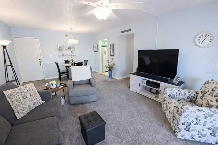 Living/Dining Combo