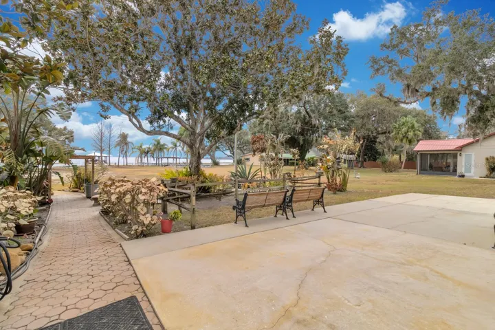 REAR OPEN PATIO