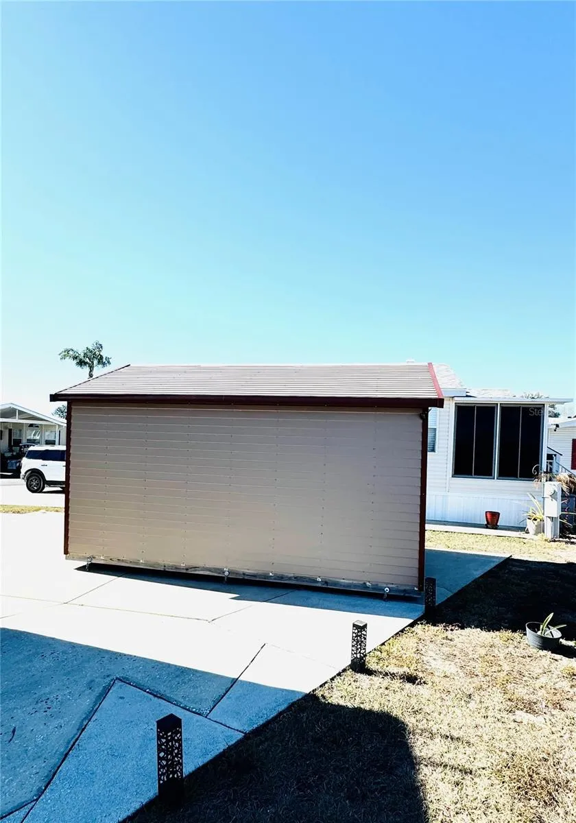 10 x 12 Smith Built Shed with electric