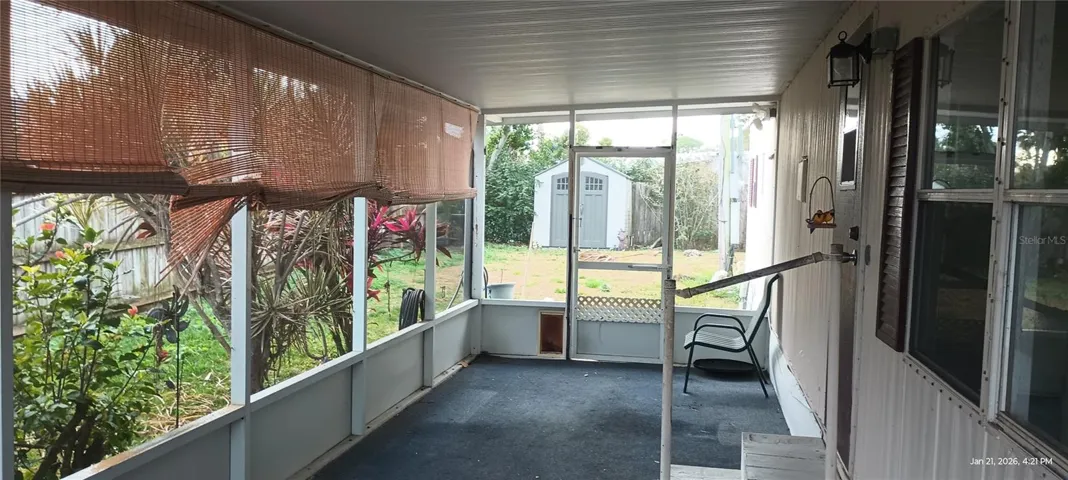screened porch 30 x9