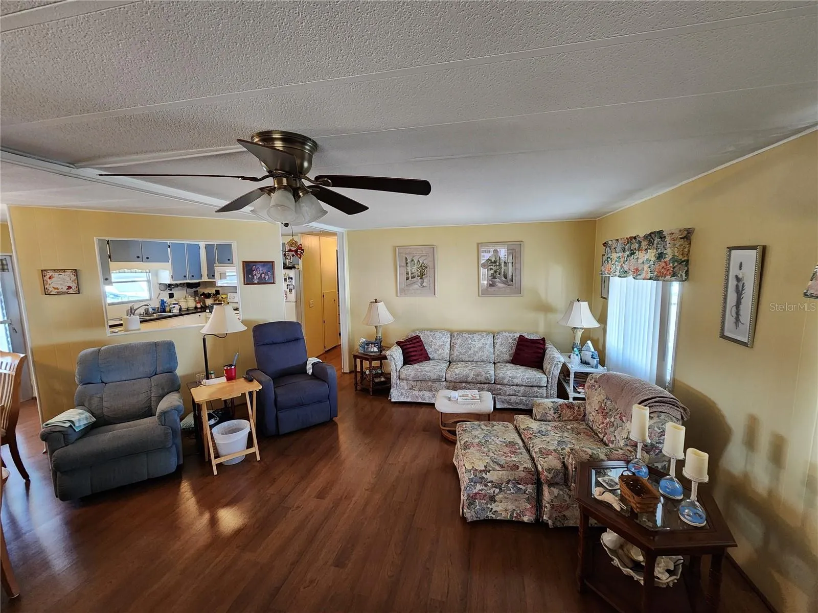 Living Room comes furnished