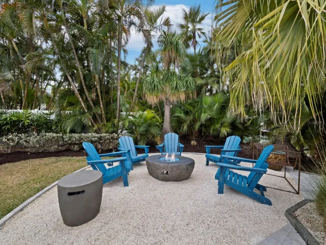 No detail has been overlooked in creating this outdoor oasis - including the gas firepit!