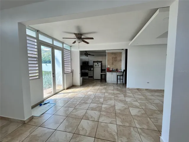 Kitchen / dining room