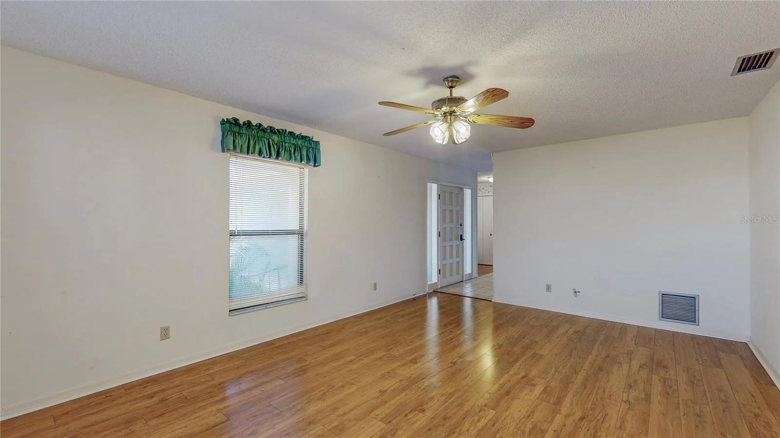 Bonus room