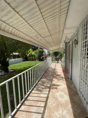 Balcón/Porch
