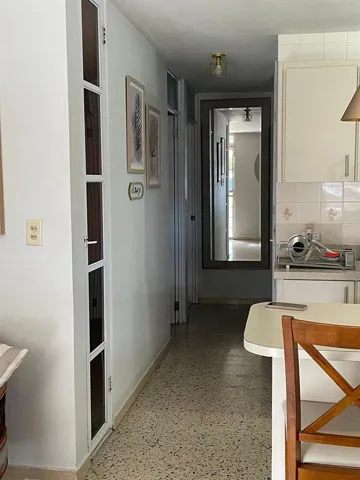 Pasillo/Hallway