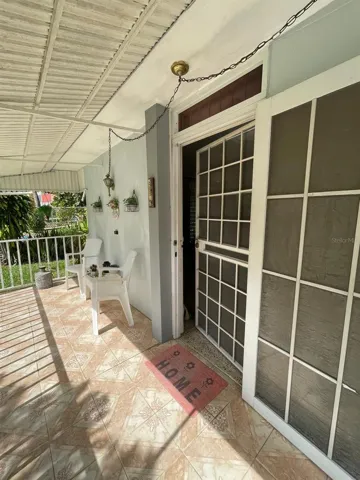 Entrada/Entrance