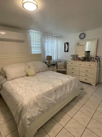 Habitación principal/Master bedroom