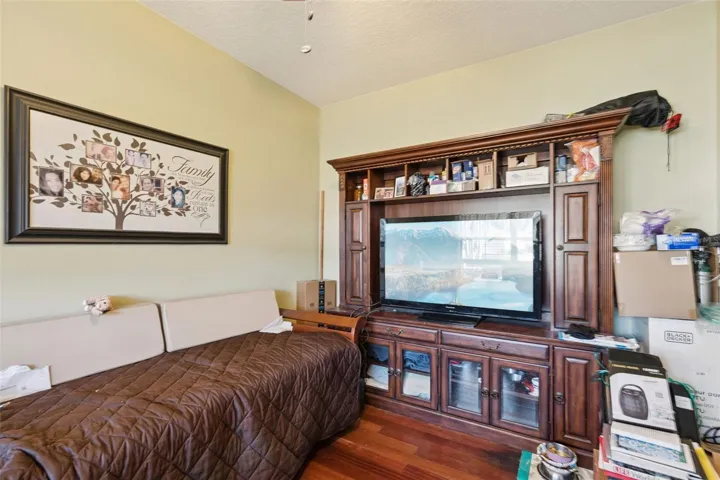 Office / TV room