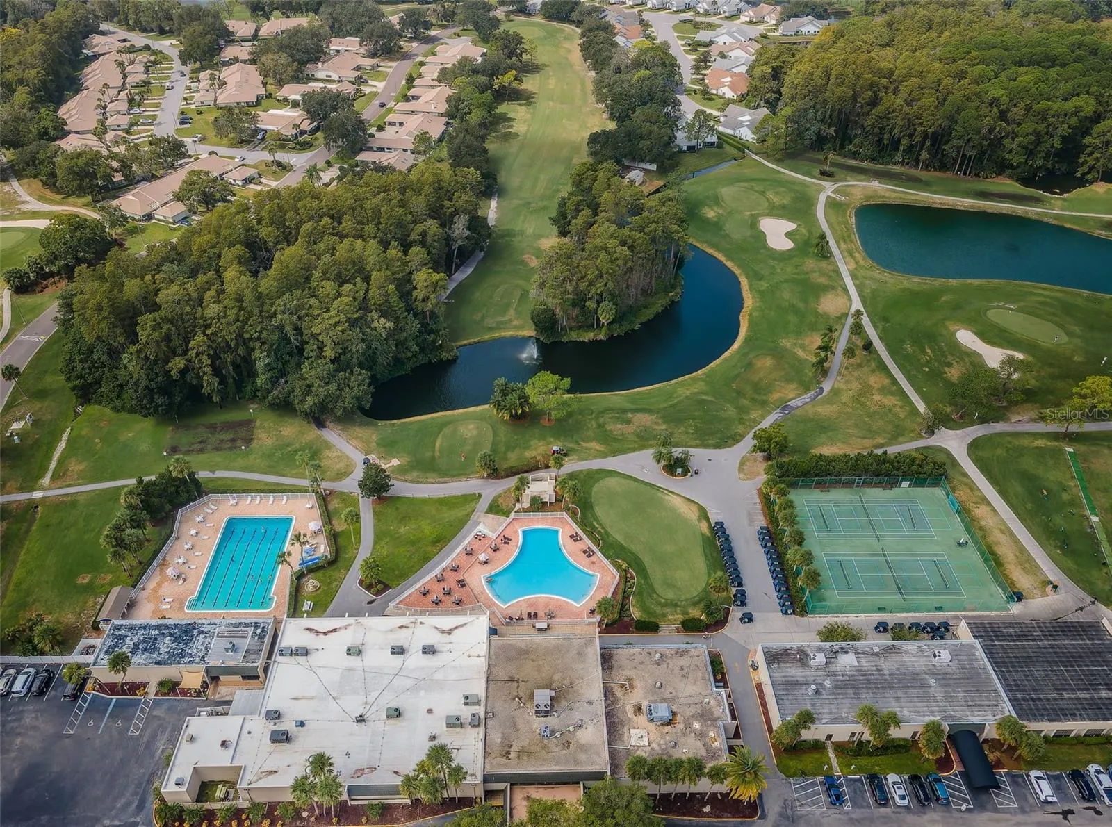 Community offers - 2 pools, 2 golf courses, clubhouse, restaurant, fitness center, tennis courts and so much more!