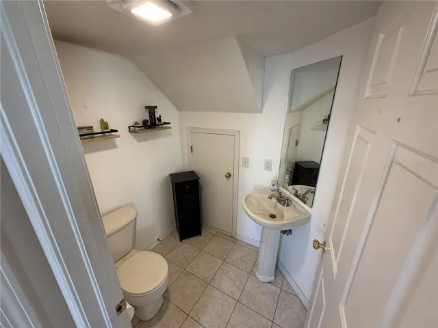 1170