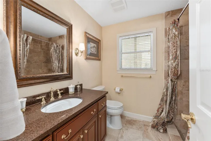Guest bath 2nd floor