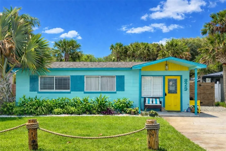 Beachy exterior!