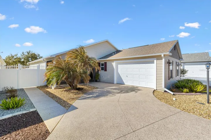 Front - No Grass - Maintenance Free Yard