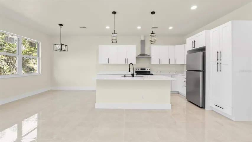 Kitchen and Dinette area